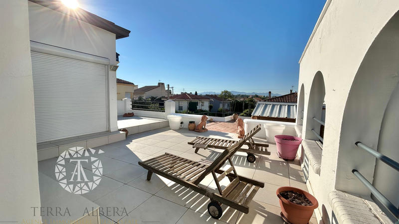 Appartement - 139 m² - 5 pièces