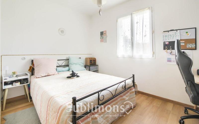 Maison - 95 m² - 5 pièces