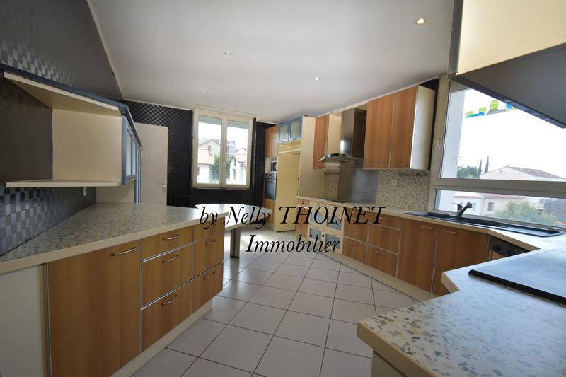 Appartement - 141 m² - 5 pièces