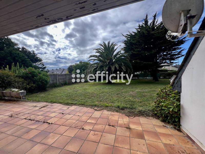 Maison - 830 m² - 14 pièces