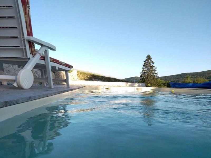 Maison - 240 m² - 6 pièces