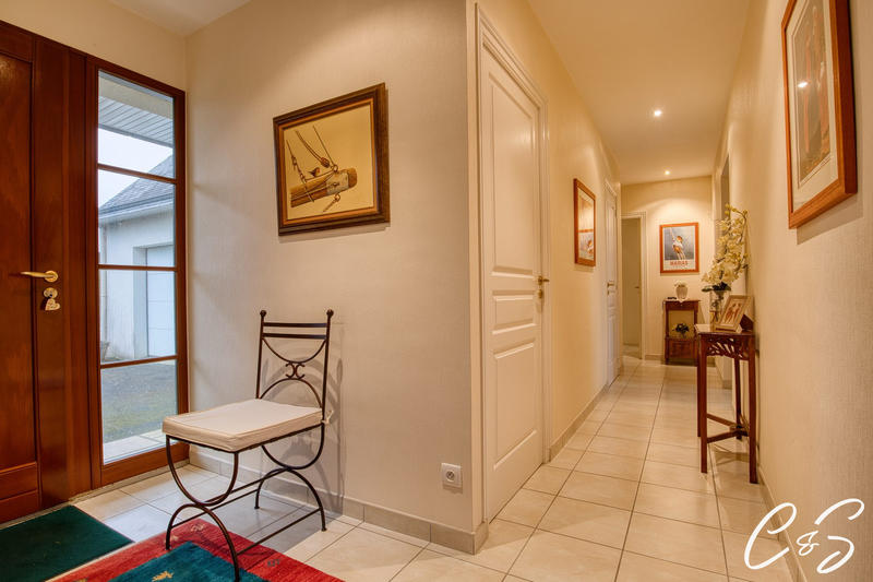 Maison ancienne - 208 m² - 6 pièces