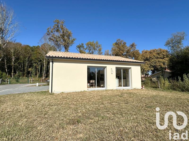 Maison - 95 m² - 4 pièces