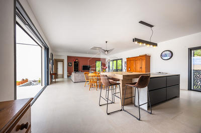 Villa - 140 m² - 5 pièces