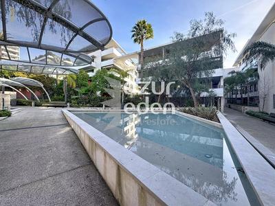 Appartement - 80 m² - 3 pièces