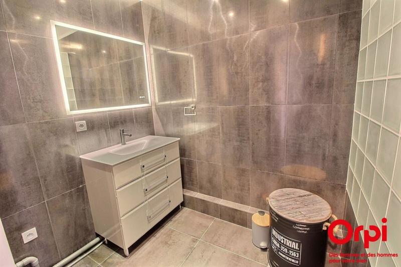 Appartement - 81 m² - 4 pièces