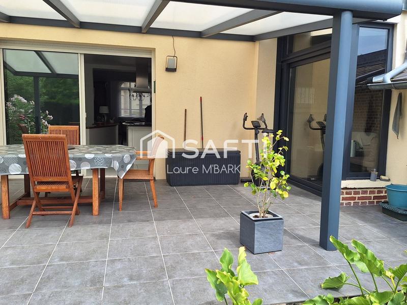 Maison - 174 m² - 8 pièces