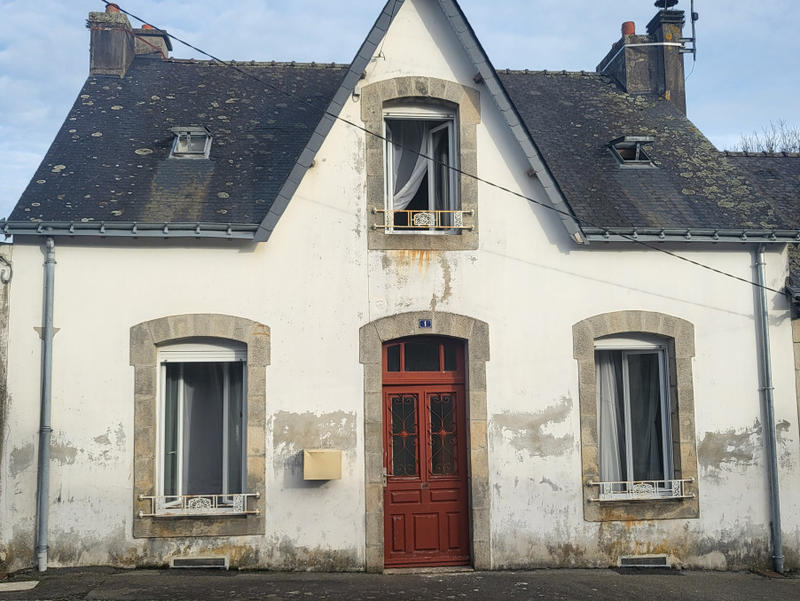 Maison - 92 m² - 6 pièces