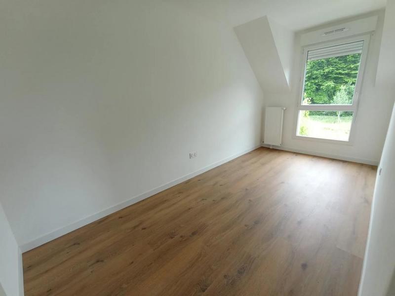 Appartement - 90 m² - 4 pièces