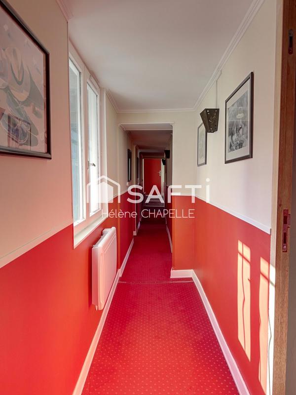 Maison - 185 m² - 10 pièces