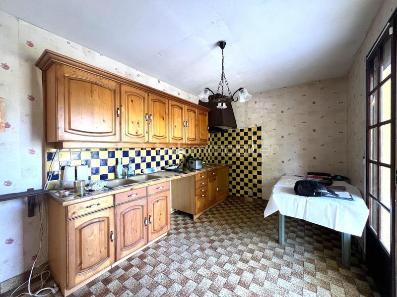 Propriété - 145 m² - 6 pièces