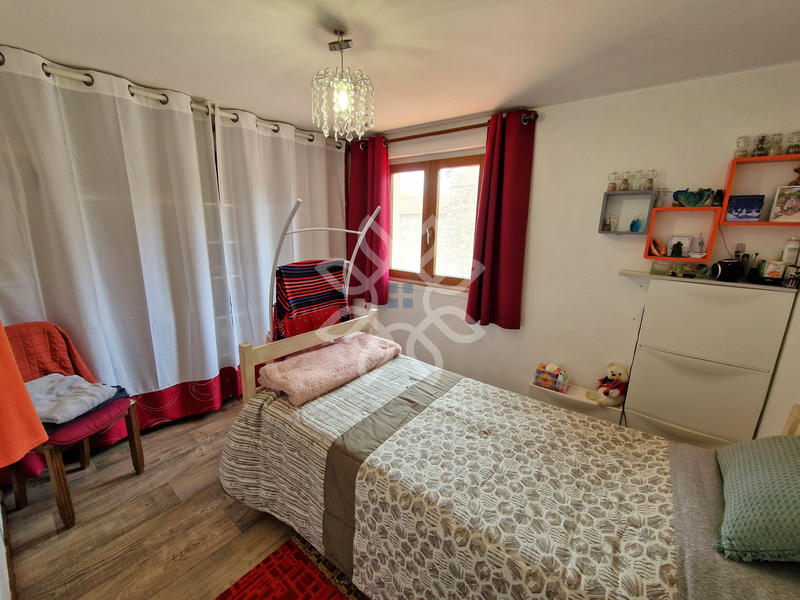 Maison de village - 140 m² - 7 pièces