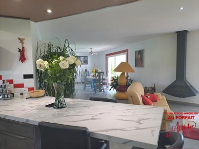 Maison - 142 m² - 4 pièces