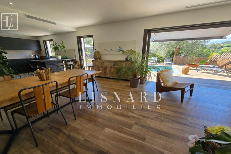 Maison - 145 m² - 4 pièces