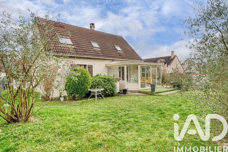 Maison - 110 m² - 6 pièces