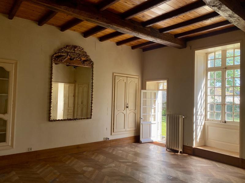 Château - 725 m² - 13 pièces