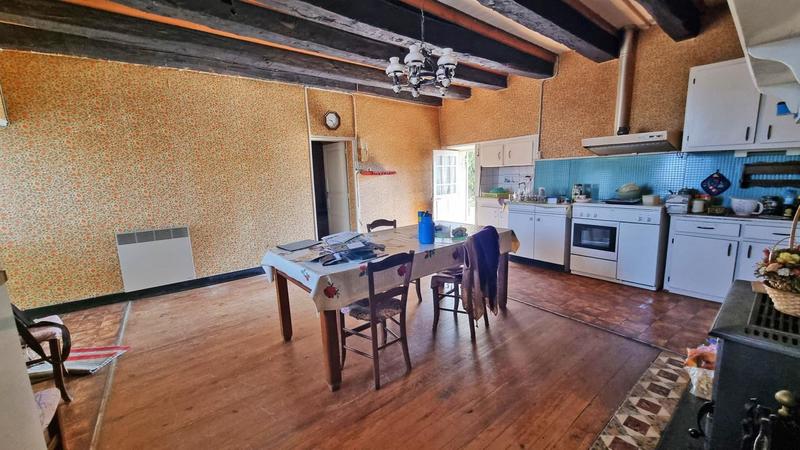 Maison en pierre - 122 m² - 4 pièces