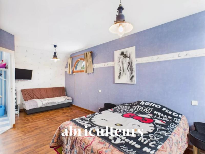 Maison - 175 m² - 6 pièces