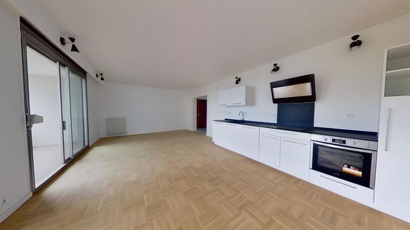 Appartement - 94 m² - 4 pièces