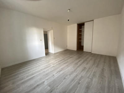 Appartement - 76 m² - 3 pièces