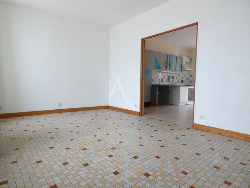 Maison - 84 m² - 4 pièces