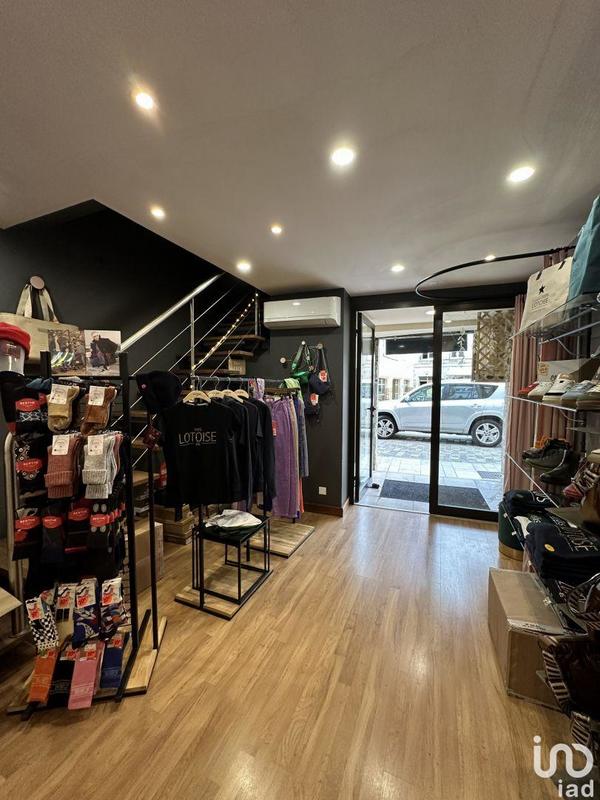 Local commercial - 67 m²