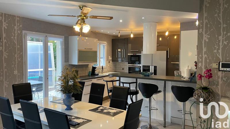 Maison - 100 m² - 6 pièces