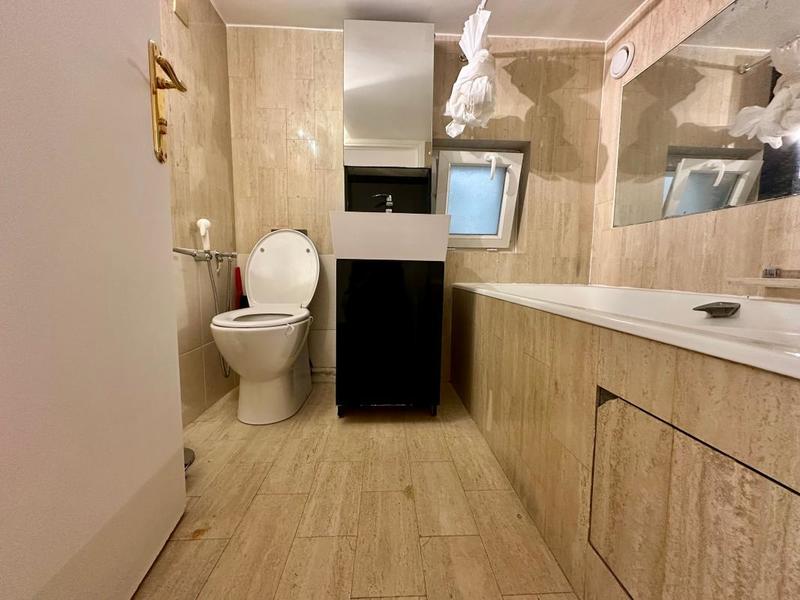 Appartement - 100 m² - 4 pièces