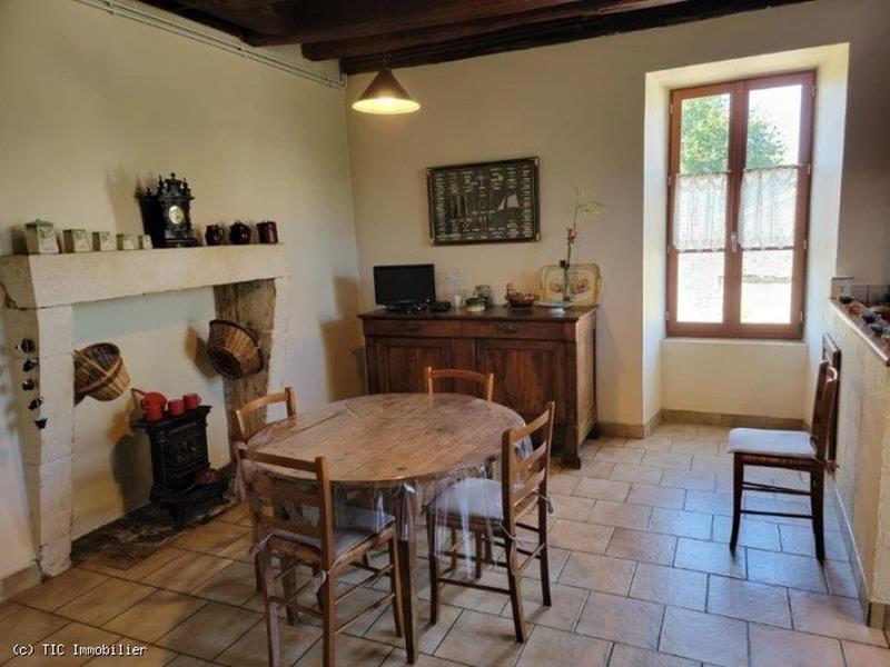 Maison en pierre - 177 m² - 5 pièces