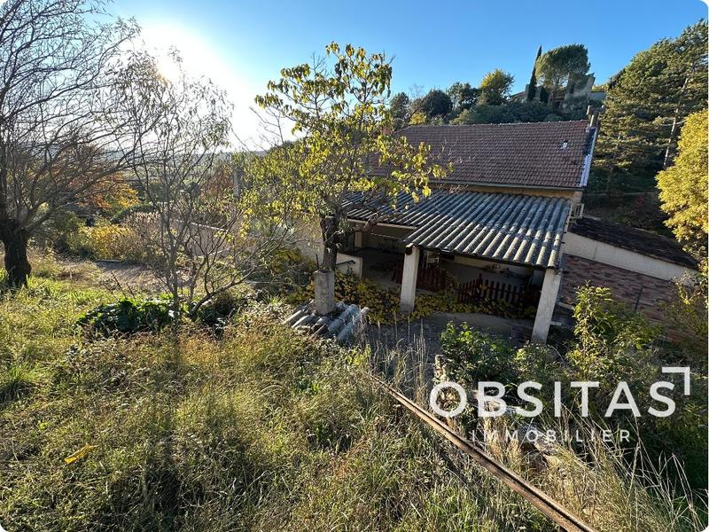 Maison - 263 m² - 13 pièces