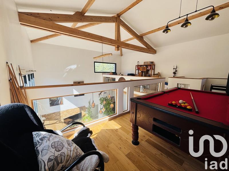 Maison - 411 m² - 5 pièces