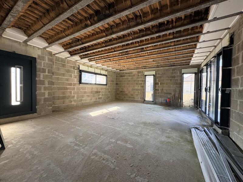 Maison - 181 m² - 5 pièces