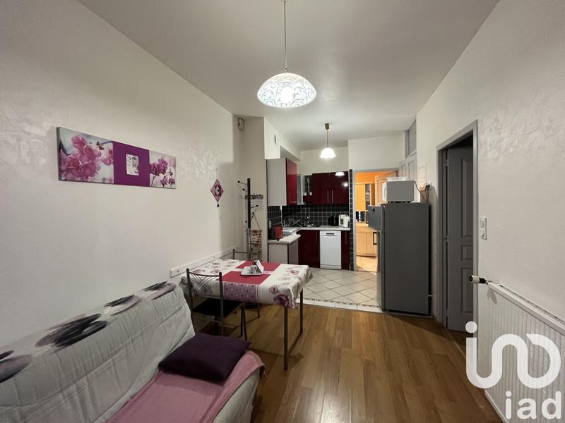 Maison - 203 m² - 12 pièces