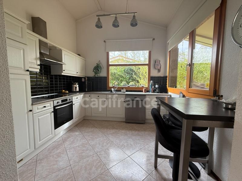 Maison - 102 m² - 4 pièces