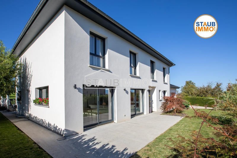 Villa - 437 m² - 13 pièces