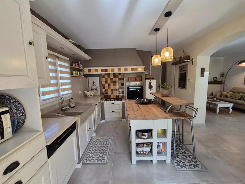 Maison - 155 m² - 7 pièces