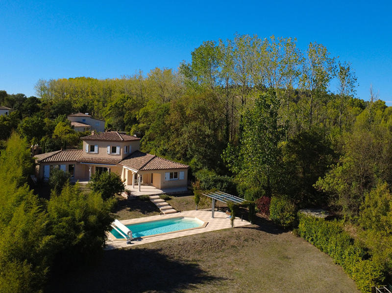 Villa - 170 m² - 5 pièces