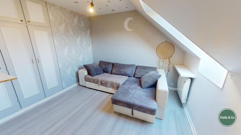 Maison traditionnelle - 125 m² - 7 pièces