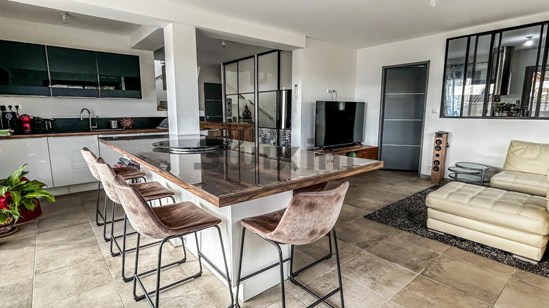 Villa - 122 m² - 5 pièces