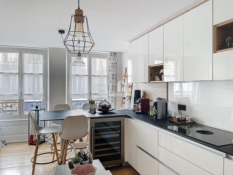 Appartement - 81 m² - 4 pièces