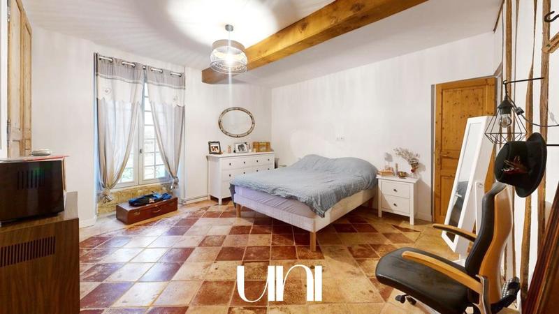 Maison - 158 m² - 6 pièces