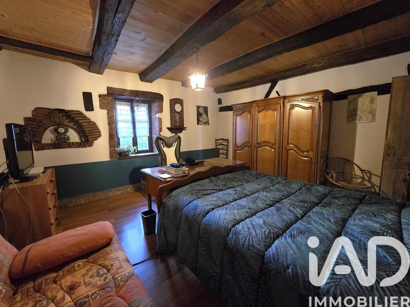 Maison - 93 m² - 5 pièces