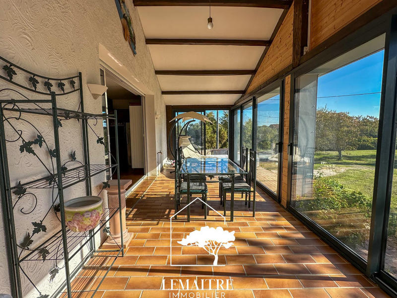 Maison - 288 m² - 10 pièces