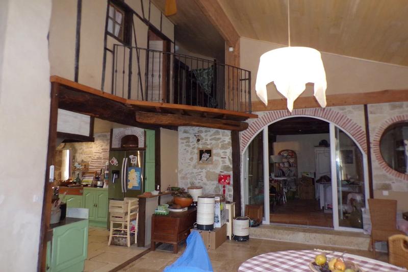 Maison - 283 m² - 9 pièces
