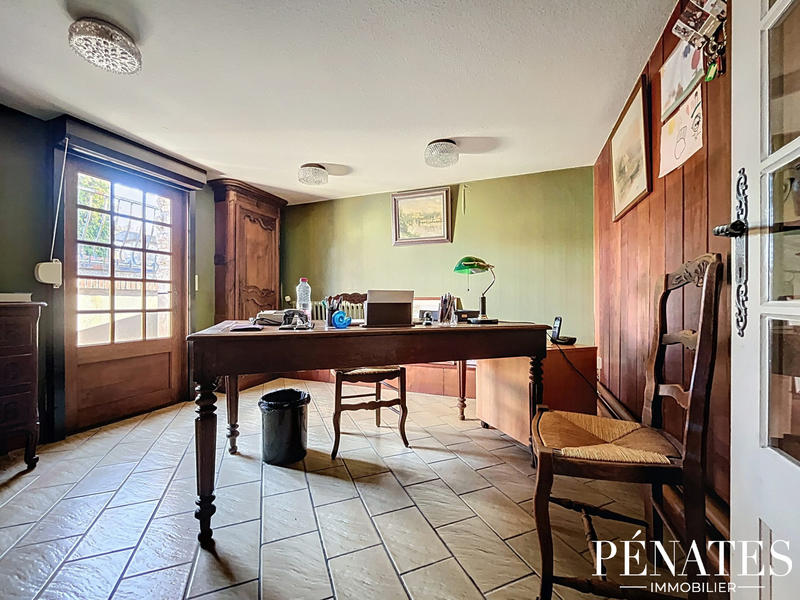 Maison - 185 m² - 6 pièces