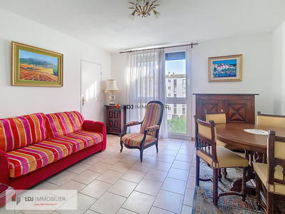 Appartement - 60 m² - 3 pièces