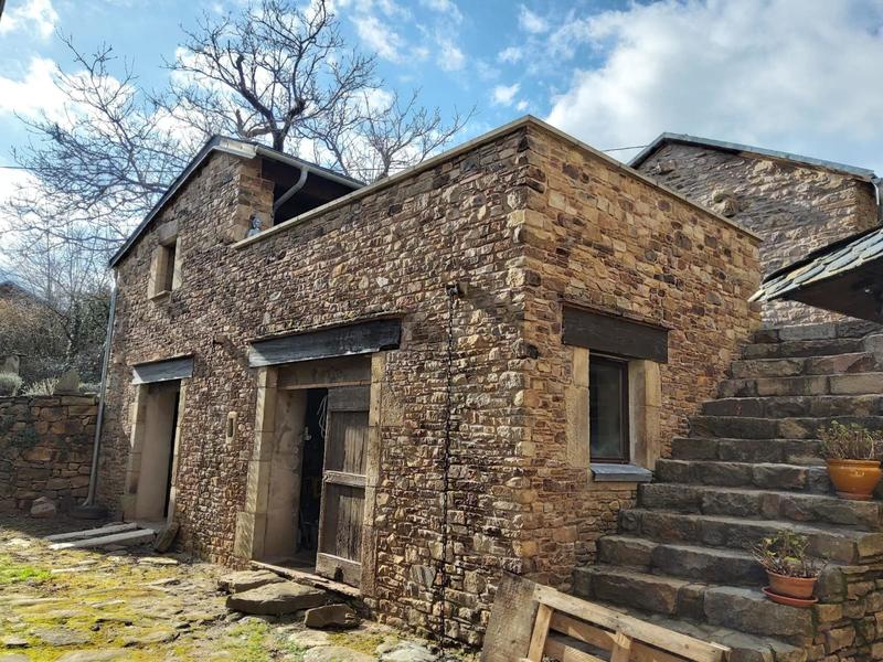 Maison - 219 m² - 8 pièces