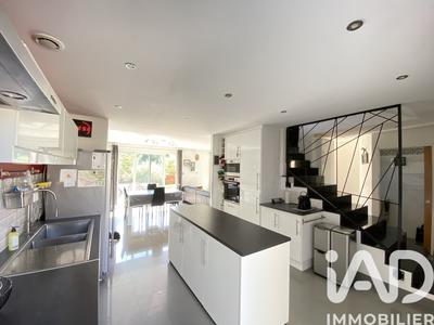 Maison - 124 m² - 6 pièces