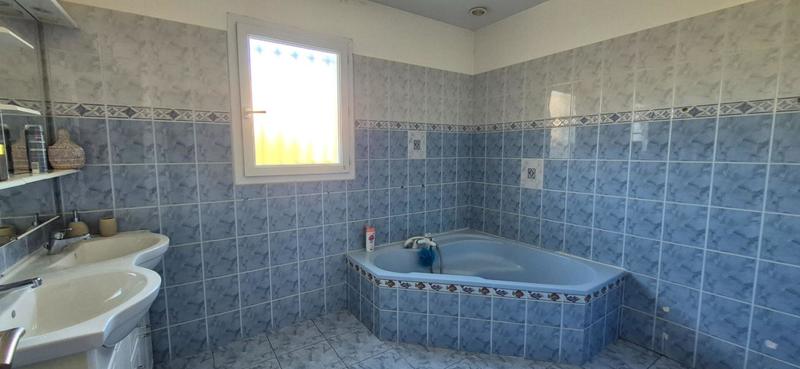 Maison - 173 m² - 6 pièces