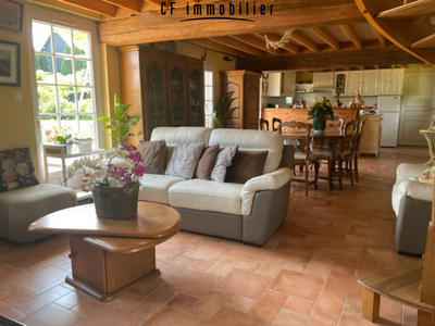 Maison - 99 m² - 4 pièces